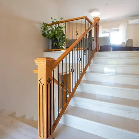 Elysian View Estate Вилла
