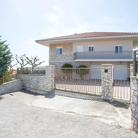 Elysian View Estate Вилла Фалираки