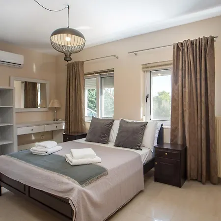 Вилла Elysian View Estate *