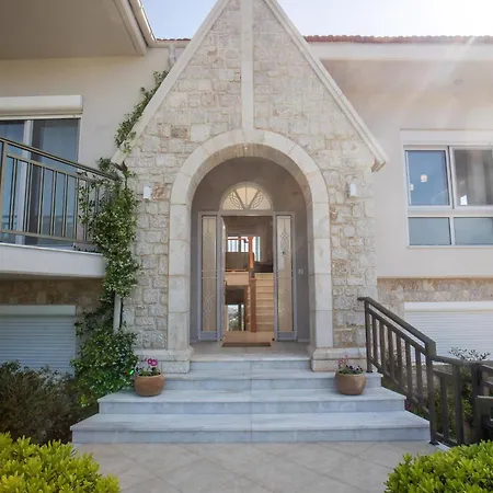 Вилла Elysian View Estate